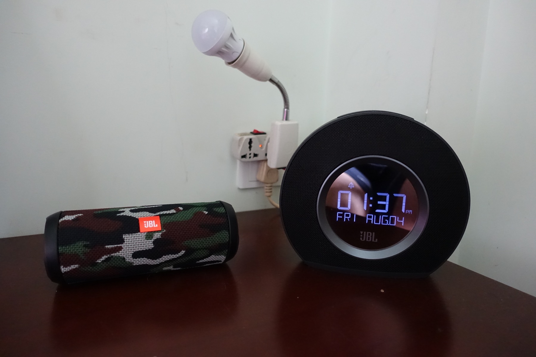 jblflip3蓝牙音箱的区别,jbl蓝牙音箱哪款最有震撼效果