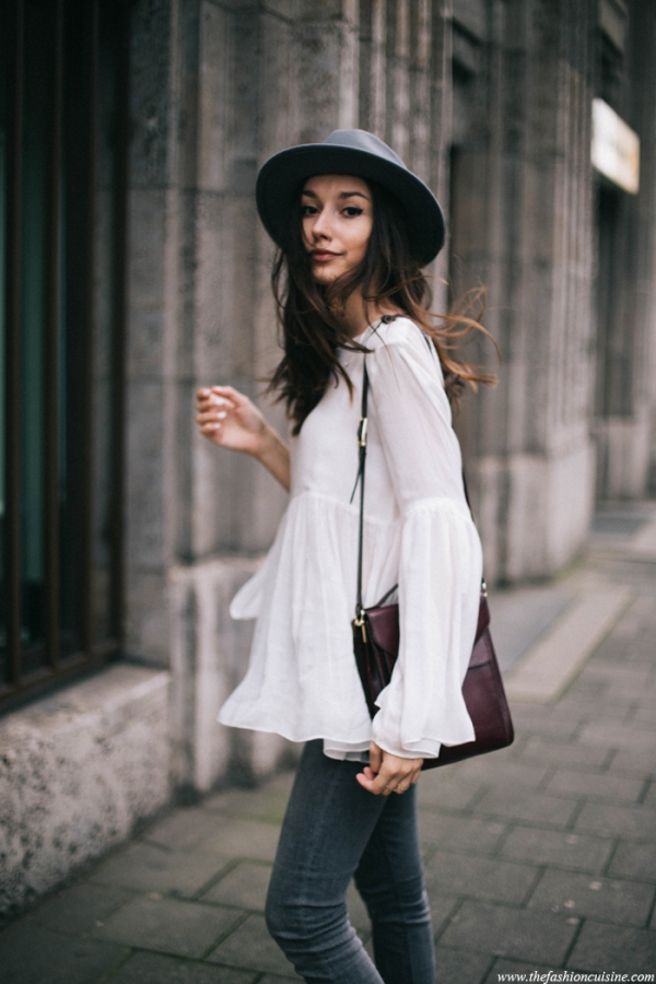 衬衫皱了没有熨斗怎么办学生,衬衫很皱熨斗可以熨平吗