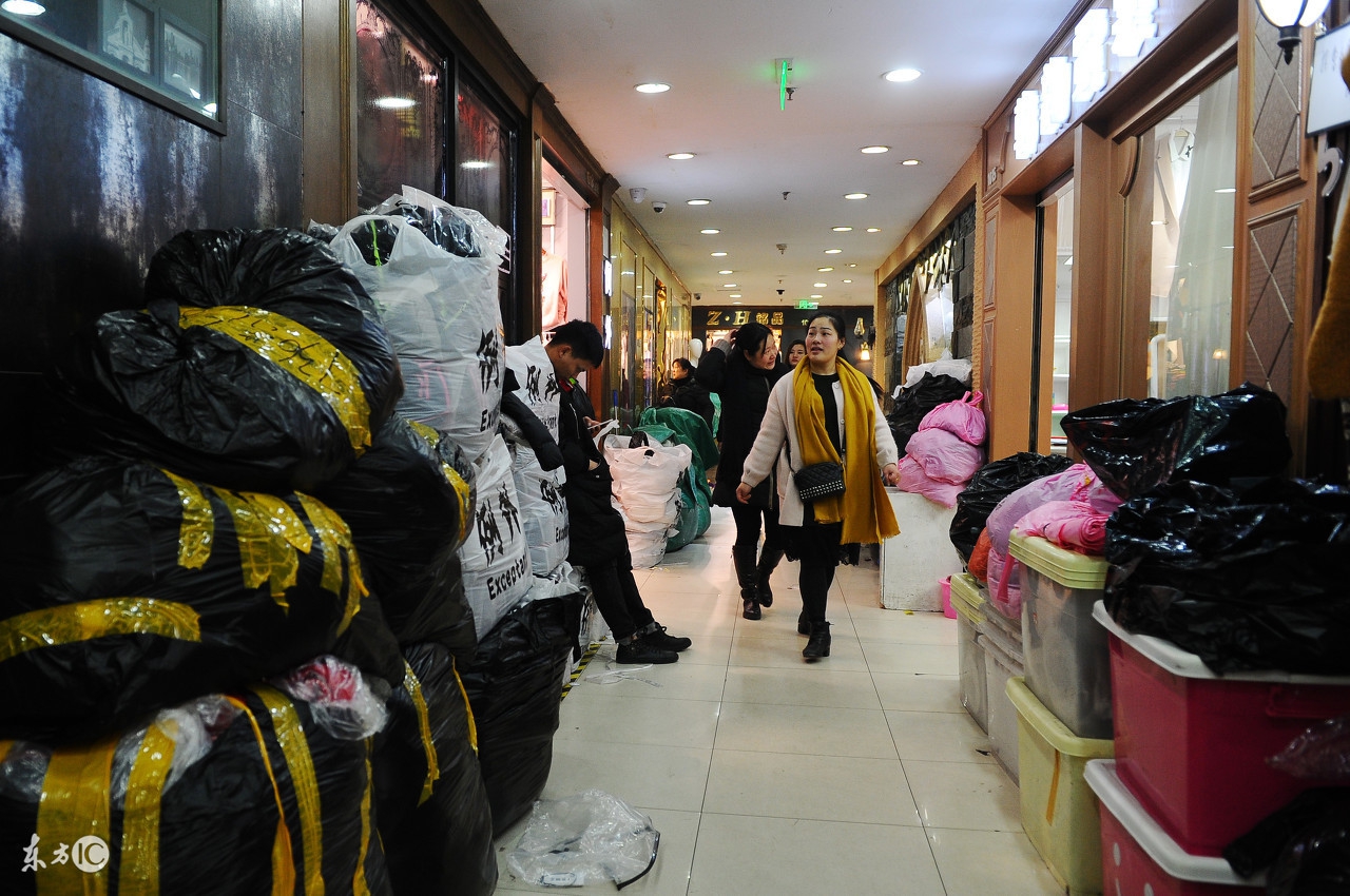 服装新手拿货怎么砍价,教你服装进货的三招必杀技