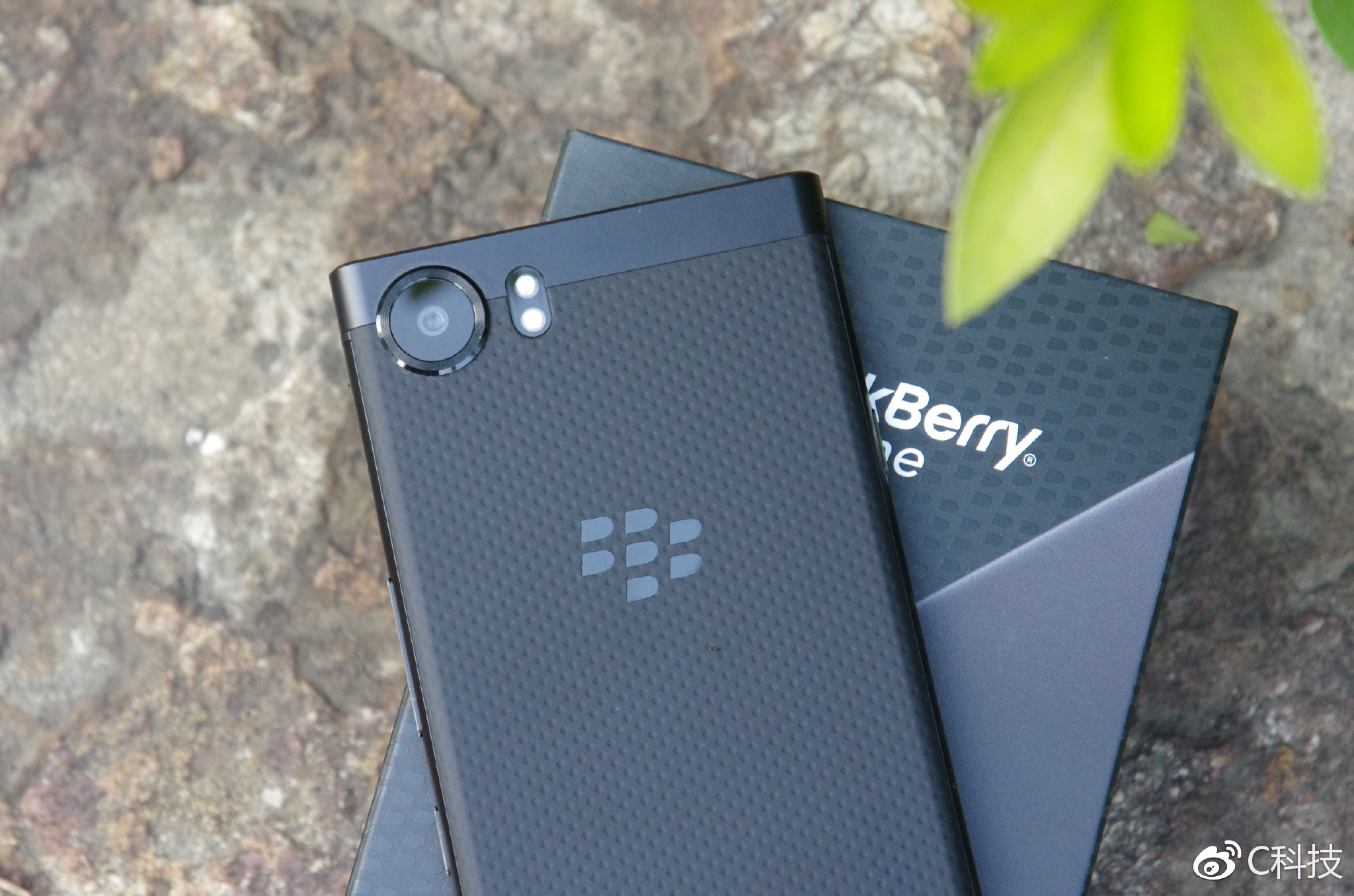 当安全、商务遇见Android国行黑莓KEYone评测