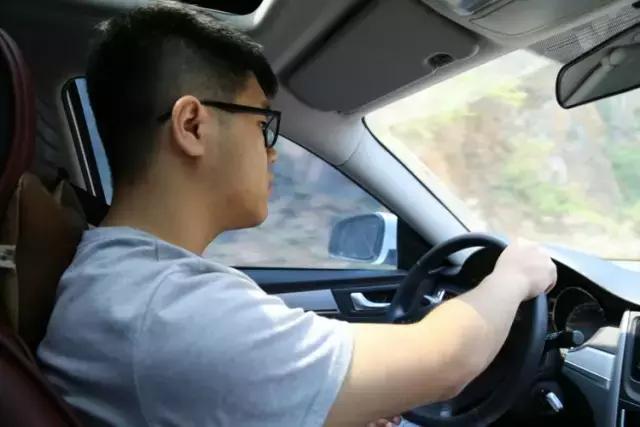 山西历山舜王坪大草原攻略,看云海高山草甸的地方