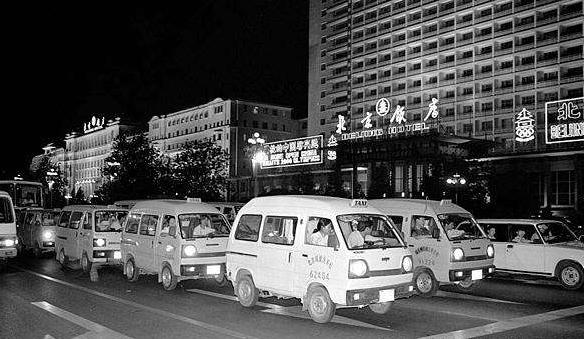 一张20年前的汽车售价表，告诉你年代独有记忆：老桑普能换套房