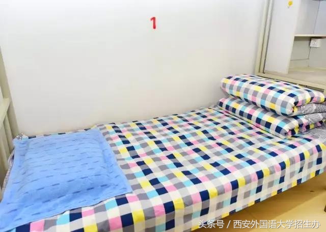 最人性大学：新生入学前选好用品，住在哪里自己决定