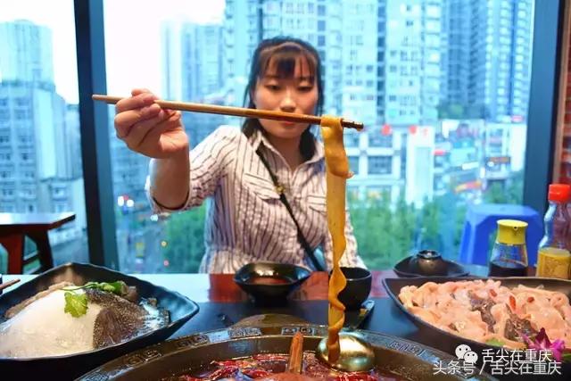 体验在洞穴里吃火锅,在山洞里吃火锅是什么体验