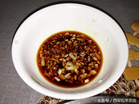 青海凉拌菜大全教程之万能凉拌汁,用自己做的万能白灼汁拌的凉拌菜