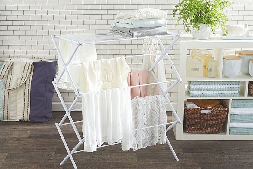 衣服被八四消毒液染了色怎么还原,衣服染了颜色怎么补救