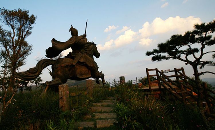 伊滨区万安山山顶公园,洛阳万安山山顶公园照片