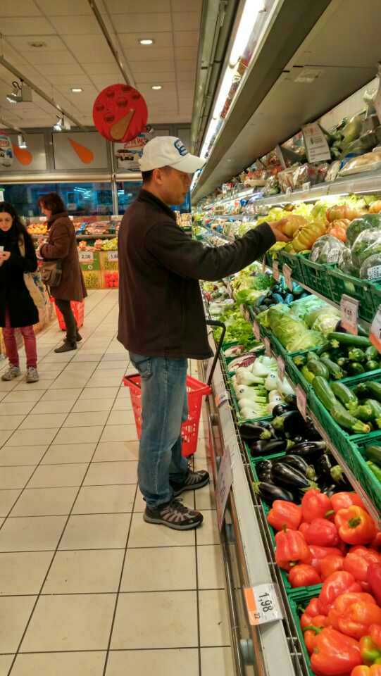 浜氬緱閲屼簹娴峰哺鏃呮父,浜氬痉閲屼簹灏忛晣娴疯竟
