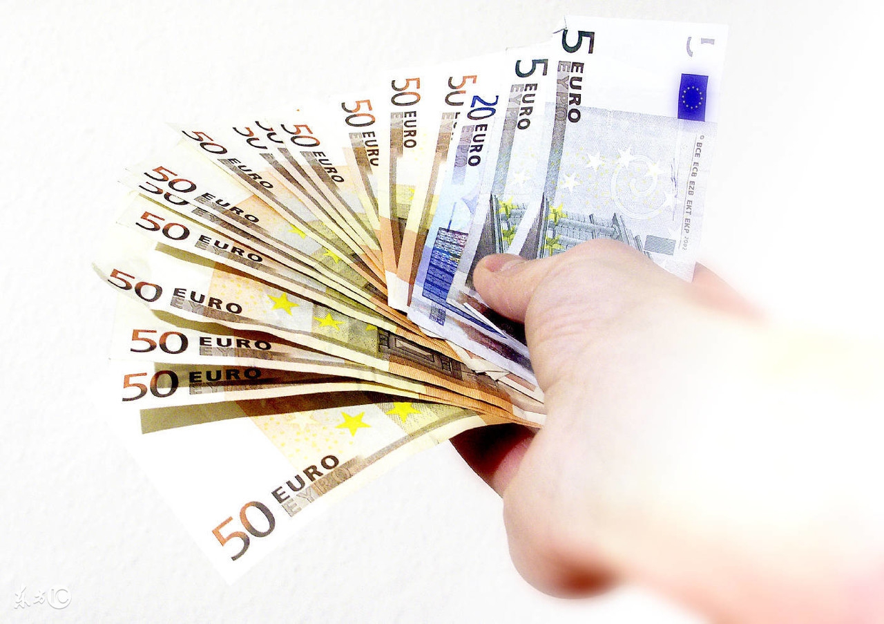 在公司领导针对你罚款怎么办,领导暗示想要钱该怎么办