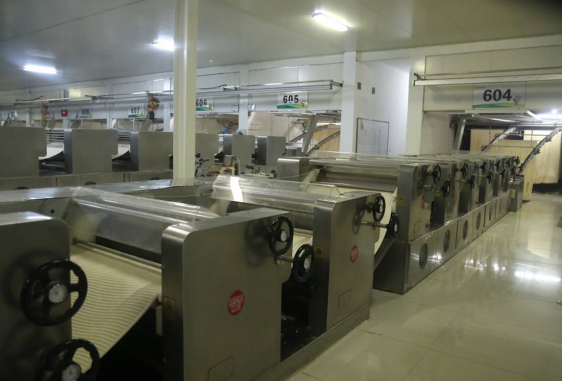 一包挂面怎么做,一袋50斤面粉做成挂面利润是多少