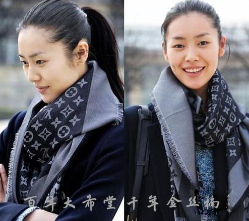 围巾围住头发,很冷围上围巾就不冷了