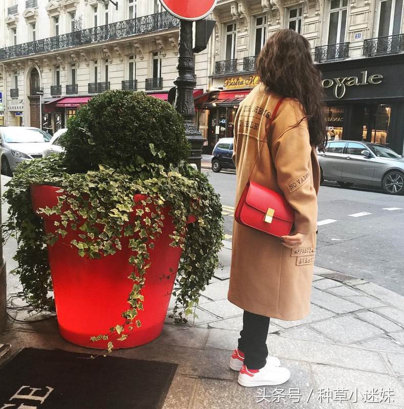 celinebox大红色,celine2018秀