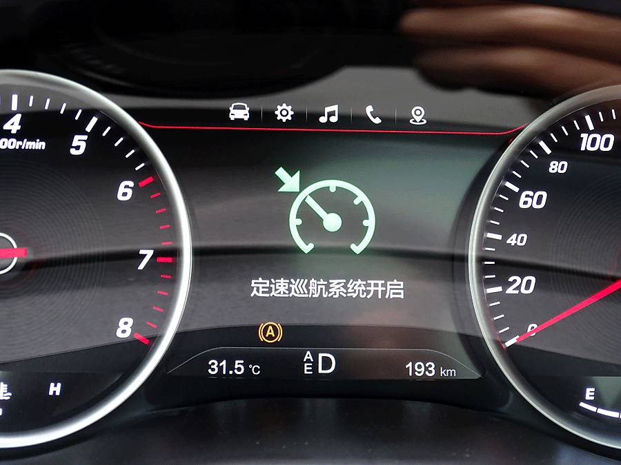 宝骏560半自动挡值得入手吗,2019款全新宝骏560自动挡顶配