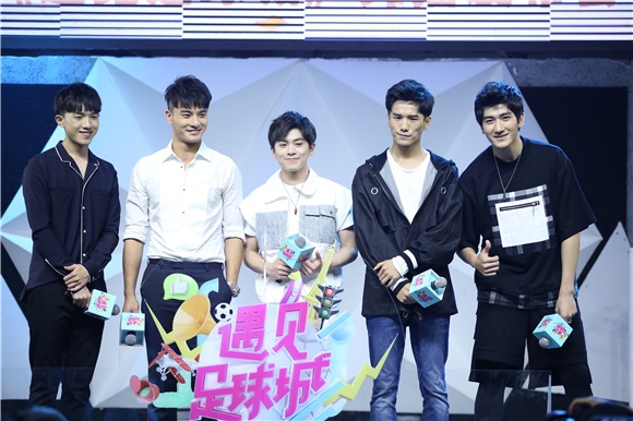 郑恺武艺陈帅,郑恺遇见范志毅