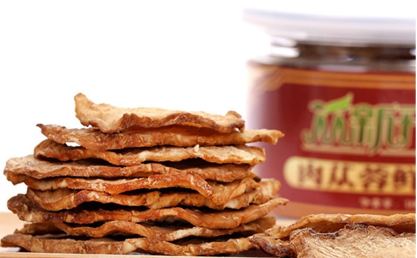 红枣红枸杞黑枸杞泡酒的功效,红枸杞泡酒的正确方法