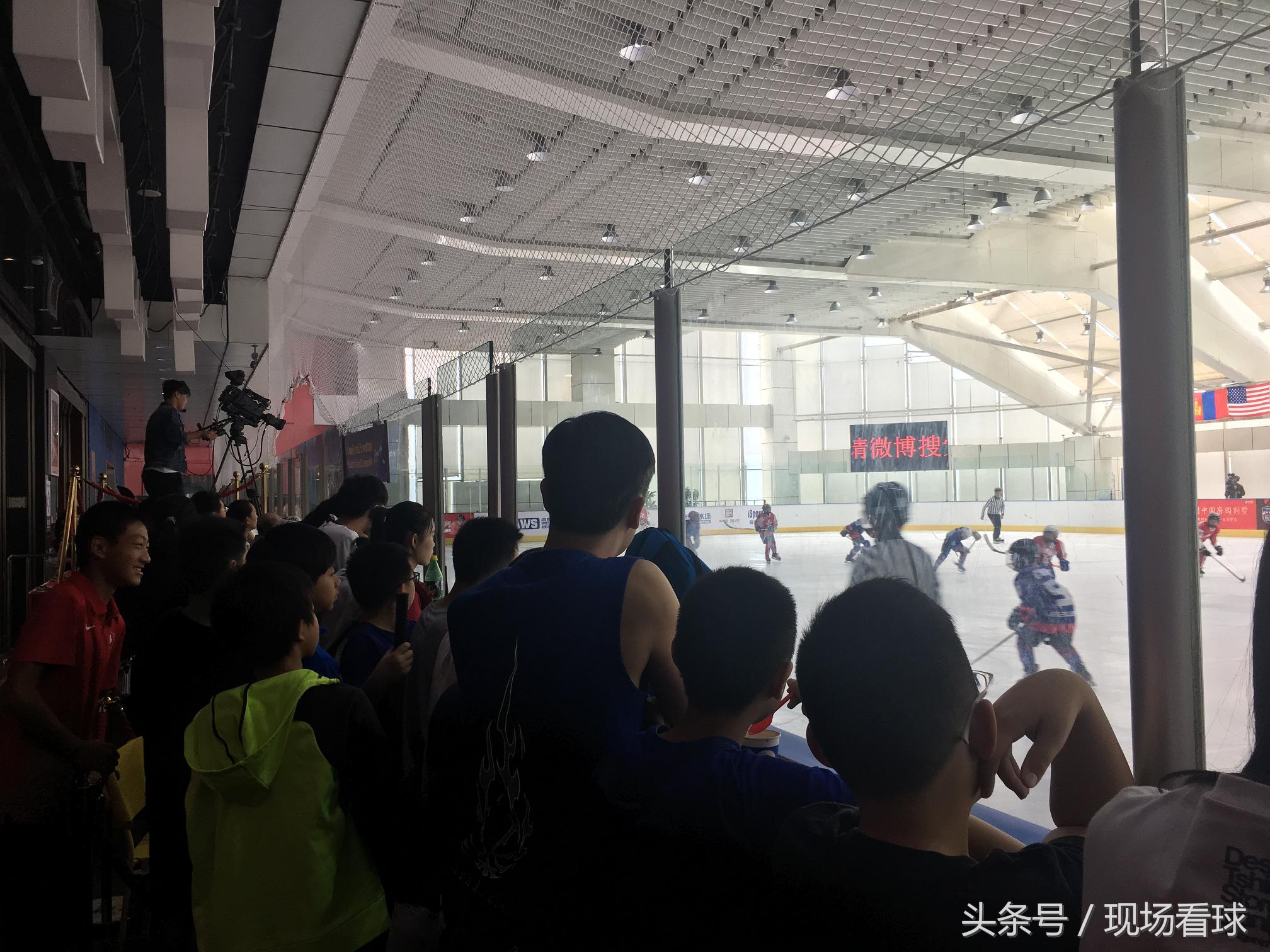 青少年冰球邀请赛总决赛,北京大悦城冰球