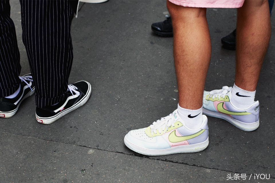 supreme17fw全黑卫衣,supremefw17