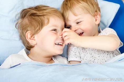 二胎家庭老大欺负老二怎么解决,二胎被老大欺负