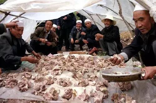临夏必吃的十大美食,临夏的地道美食令人回味无穷