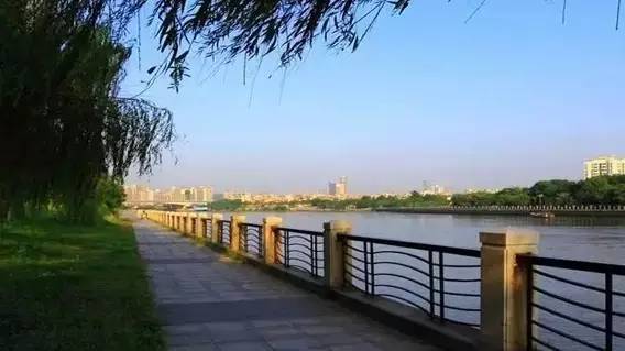 你好！我的名字叫惠州，这是我的名片