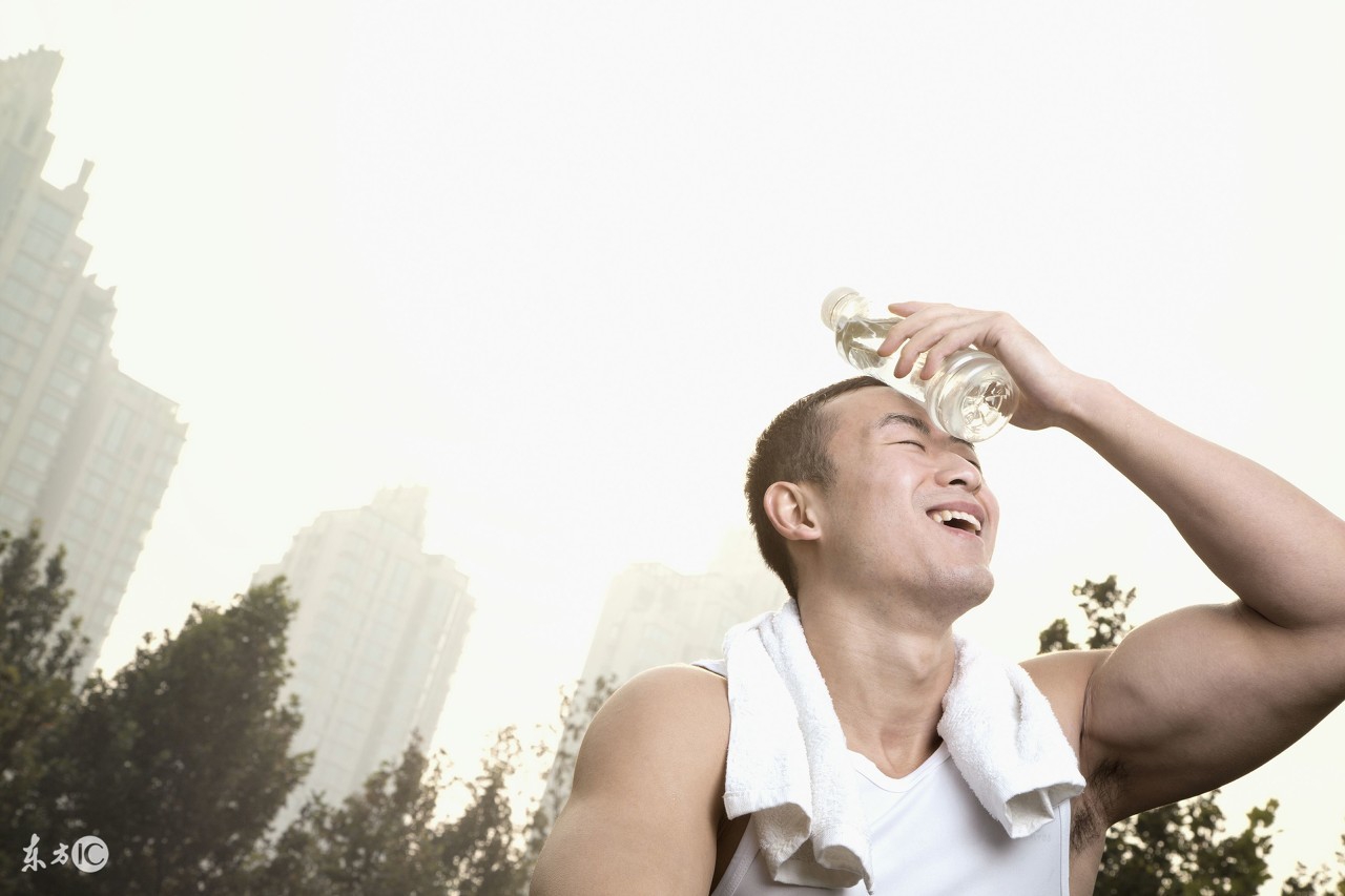 银饰变黑是因为身体不好吗,银饰变黑用什么水烧会变白