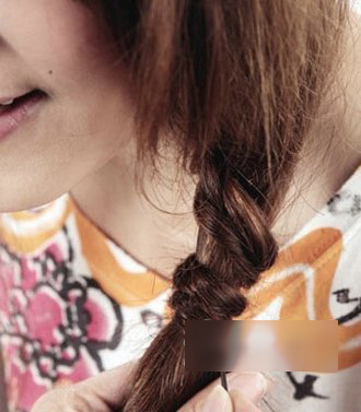 瘦脸发型女中长宽脸怎么扎,2021圆脸大脸胖脸最火发型怎么扎