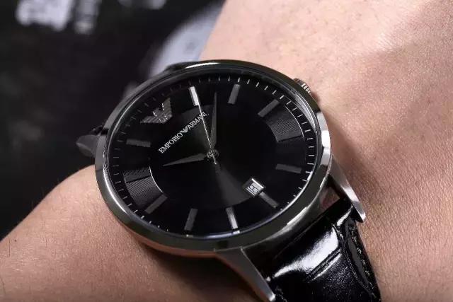 休闲风时装表,简约风时装表