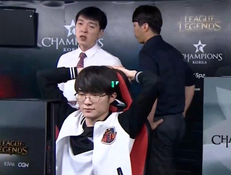 lol小黑的集锦,lol里的小黑skt