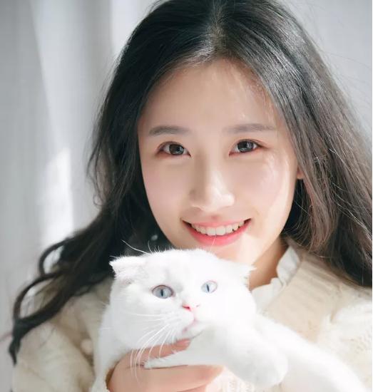 眼窝凹陷要怎么才能好看,眼睛一到下午上眼窝凹陷咋回事