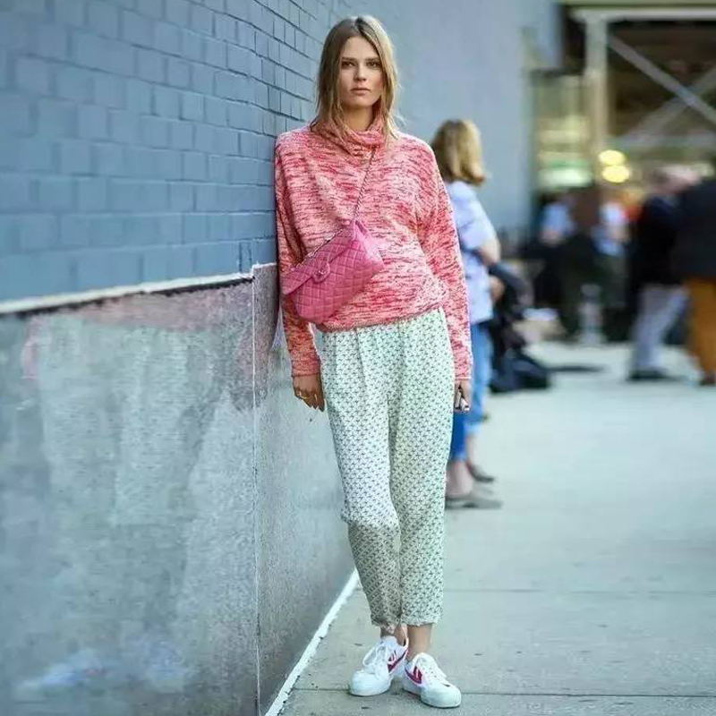 好看又时尚的小白鞋,好看又潮流的小白鞋