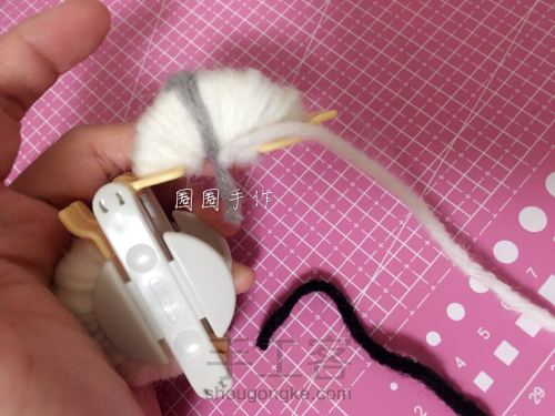 用小皮筋做戒指的小教程,做简单又漂亮的蝴蝶结戒指