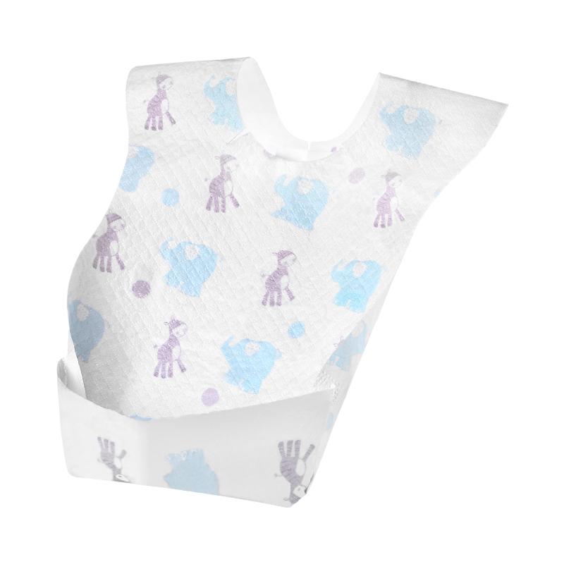 小孩戴围兜的方法,怎么给小孩儿做围兜