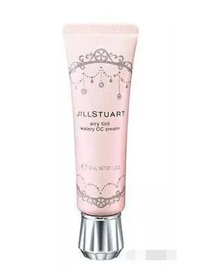 cc霜和bb霜的区别在哪,cc霜和bb霜新手更适合用哪个