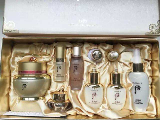 名牌韩国套装新款,韩国限定套装