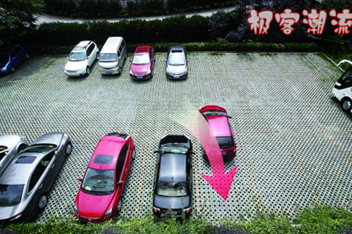 150小个子倒车入库最笨绝招图解,科目二倒车入库最简单的方法图解