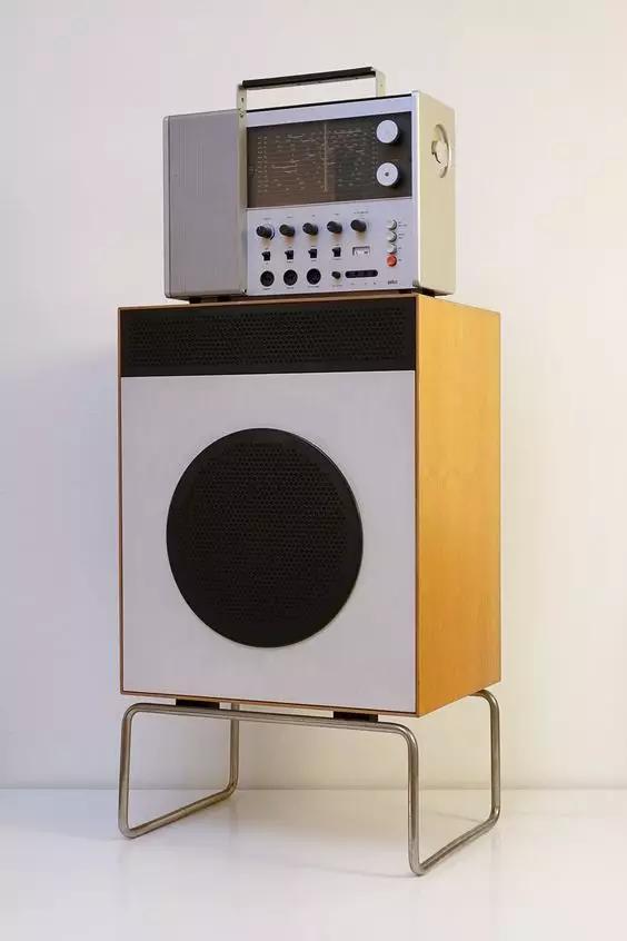 先别谈造型、色彩，家具首先是老朋友，是你的情感在家里的寄托