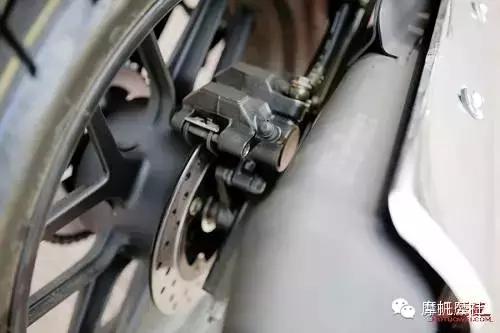 力帆kps150水冷电喷新款街车,力帆双缸250街车多少钱