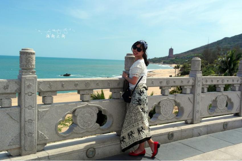 穿过云海后的美景,穿过云海看美景