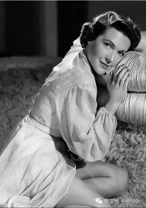 致敬最美红装女神-美国前第一夫人：南希·里根