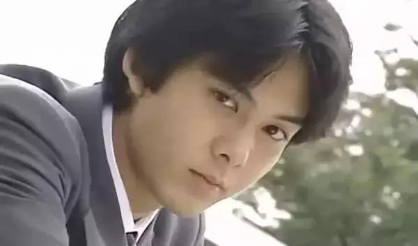 时光催人老岁月不留痕完整版,时光催人老光阴不回归