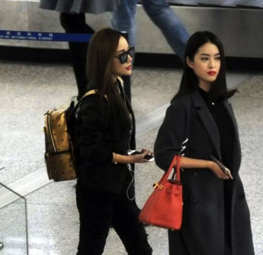 杨幂米兰包包,杨幂时尚包