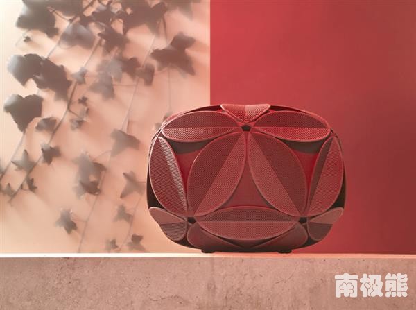 想玩时尚？那一定不要错过这款靓丽的3D打印手包