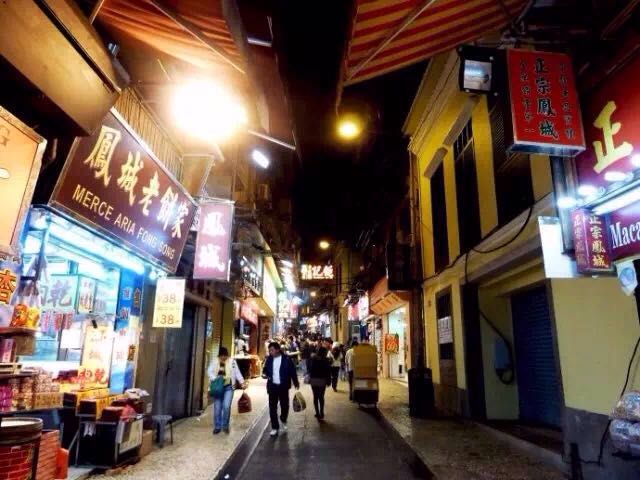 澳门十大特产必买清单 (尝尝澳门的土特产)