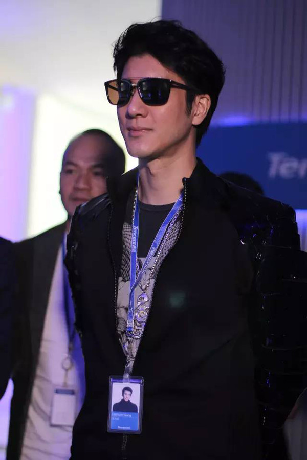 周杰伦加盟联盟嘉年华嘉宾,周杰伦跨界唯品会