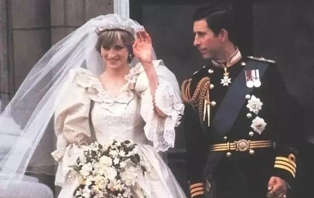 简单的婚礼蛋糕图片大全,最好看的婚礼蛋糕图片