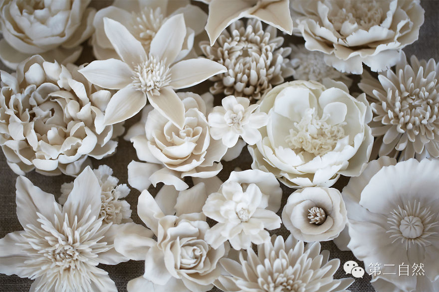 乌克兰大叔和他美到令人窒息的陶瓷永生花