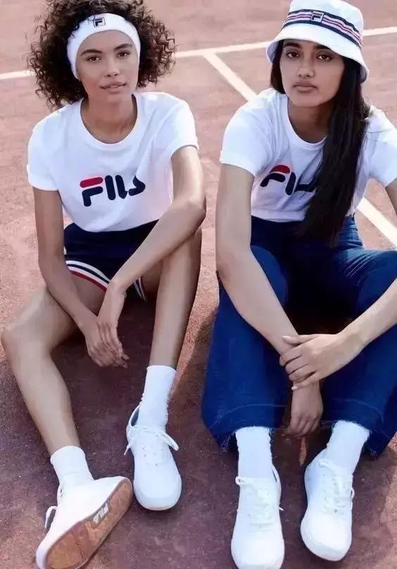 经典金标t恤,曾经被嫌弃的衬衫