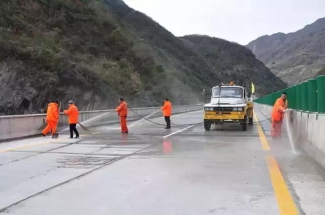 故事衣创作,故事服装科技有限公司