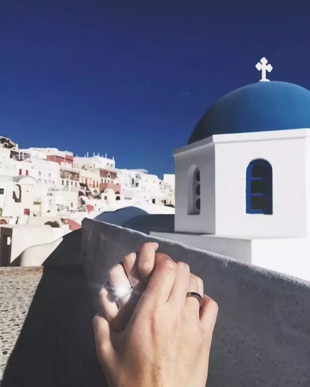 他的朋友圈里都是她,你的朋友圈全是她的照片