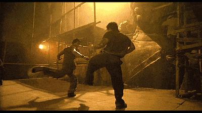 我想，把同桌地上的那个小东西拿过来我用